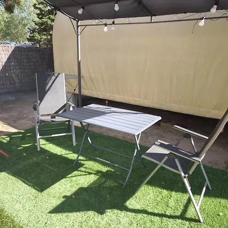Campingplatz Du Cote De Chez Swann A 150 M De La *